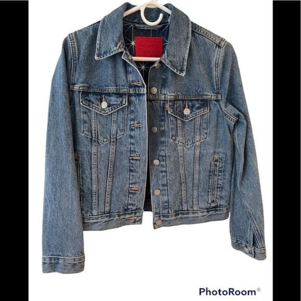 NWOT Levi’s denim jacket for Target